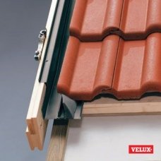 Воротник для профилированной кровли VELUX PREMIUM 114/118 см